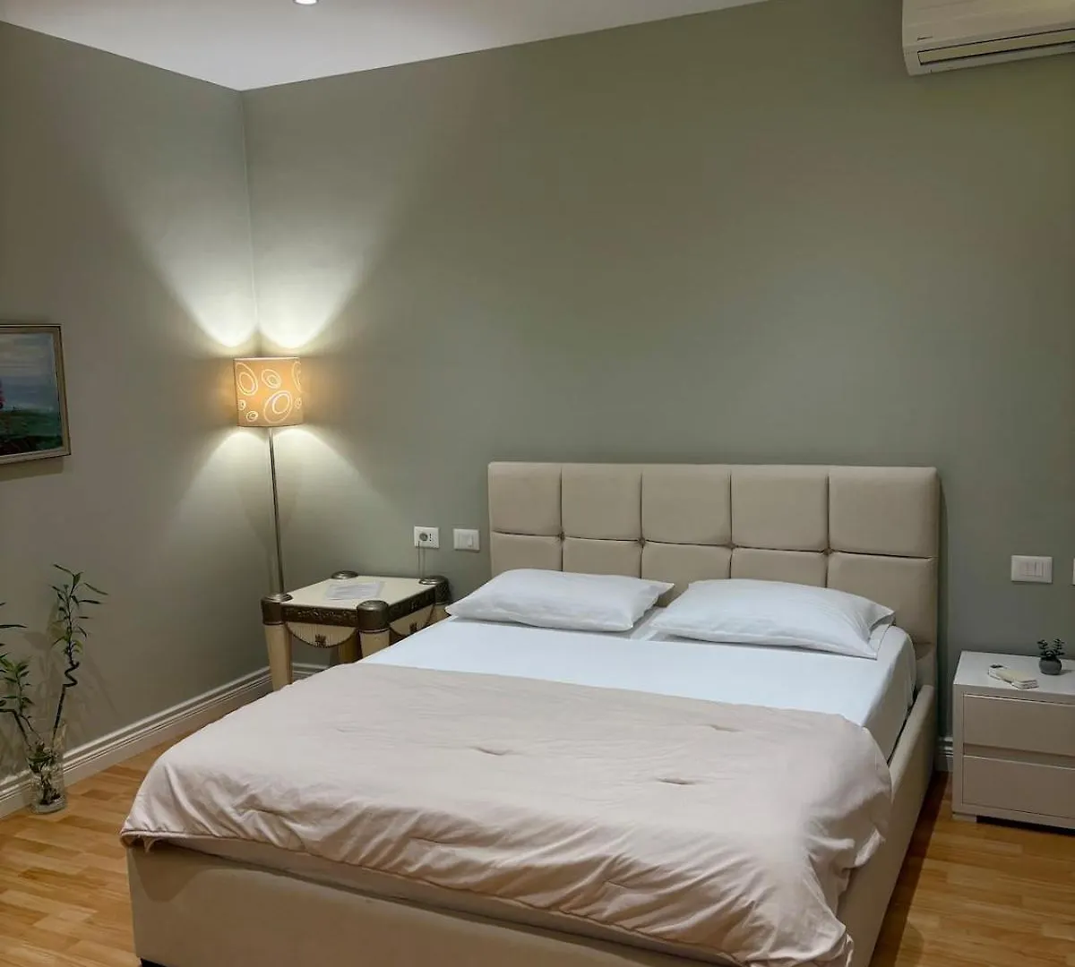 The Pebble Couch Apartment Tirana Albánie